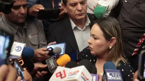 Gobernadora Yeraldine reitera el llamado al diálogo a comunidades indígenas que se sientan afectadas
