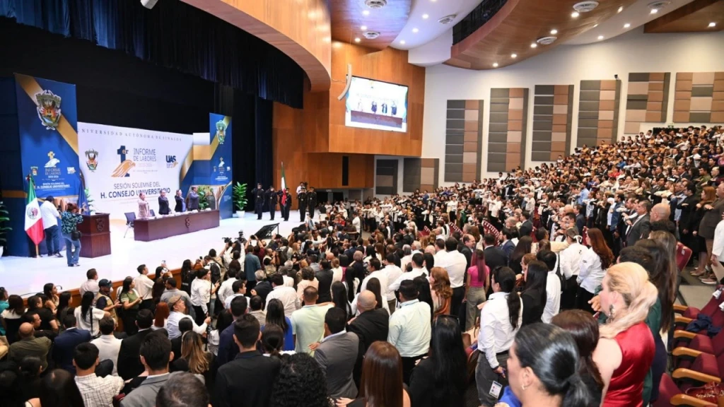Rinde el Rector Jesús Madueña su Primer Informe de Labores ante el H. Consejo Universitario