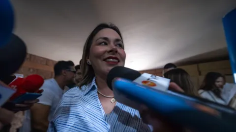 “Seguimos trabajando con la Comisión Federal de Electricidad para apoyar a las familias sinaloenses”, afirma Gobernadora