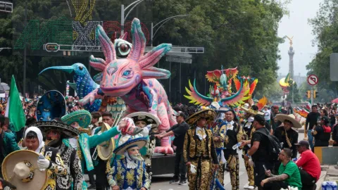México Deslumbra al Mundo con Gran Desfile Mundialista en CDMX