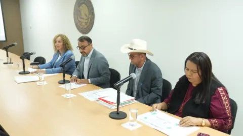 Revisa Comisión de Desarrollo Urbano y Movilidad dictamen a favor de personas con discapacidad