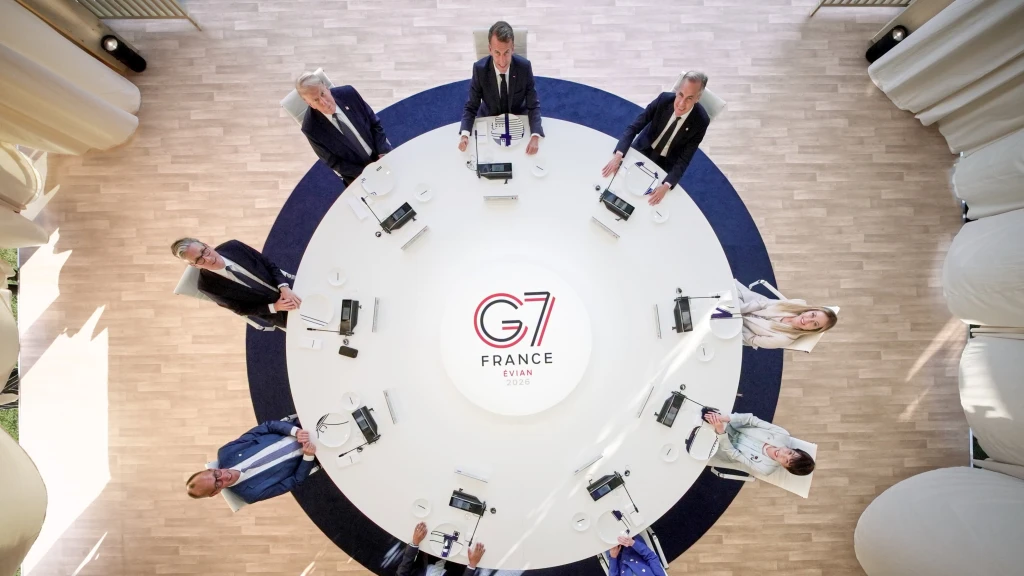 El G7 de Évian Concluye con Llamado Urgente a la Regulación Global de la Inteligencia Artificial y la Protección Digital