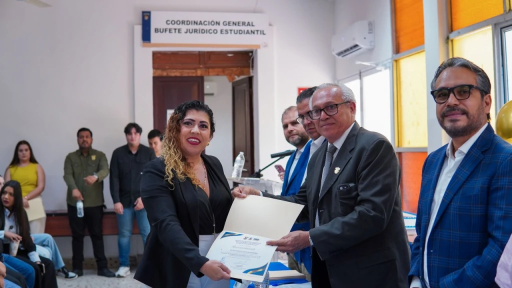 El Bufete Jurídico Estudiantil de la UAS celebra 30 años de compromiso social y formación profesional