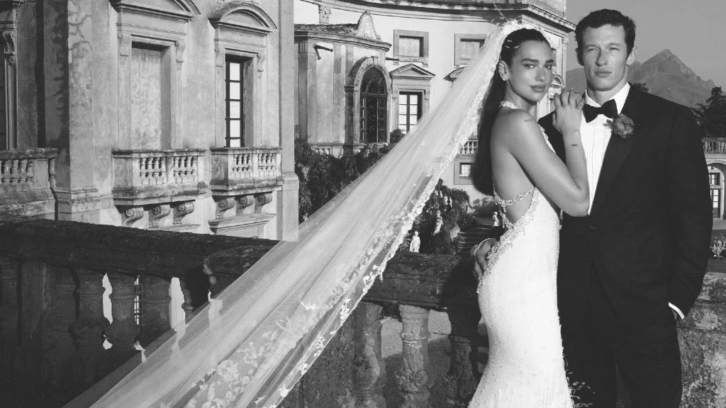 Dua Lipa y Callum Turner: Reveladas las Imágenes de su Boda de Ensueño en Sicilia con un Deslumbrante Chanel
