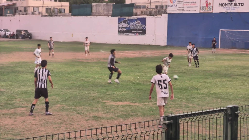 La Vaquita 2008 se va a las eliminatorias regionales en San Luis Potosí. Ganó 2 a 0.