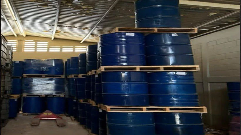 Golpe Histórico en Sinaloa: Megadecomiso de Metanfetamina Líquida de 24,400 Litros Asesta Duro Golpe al Narco