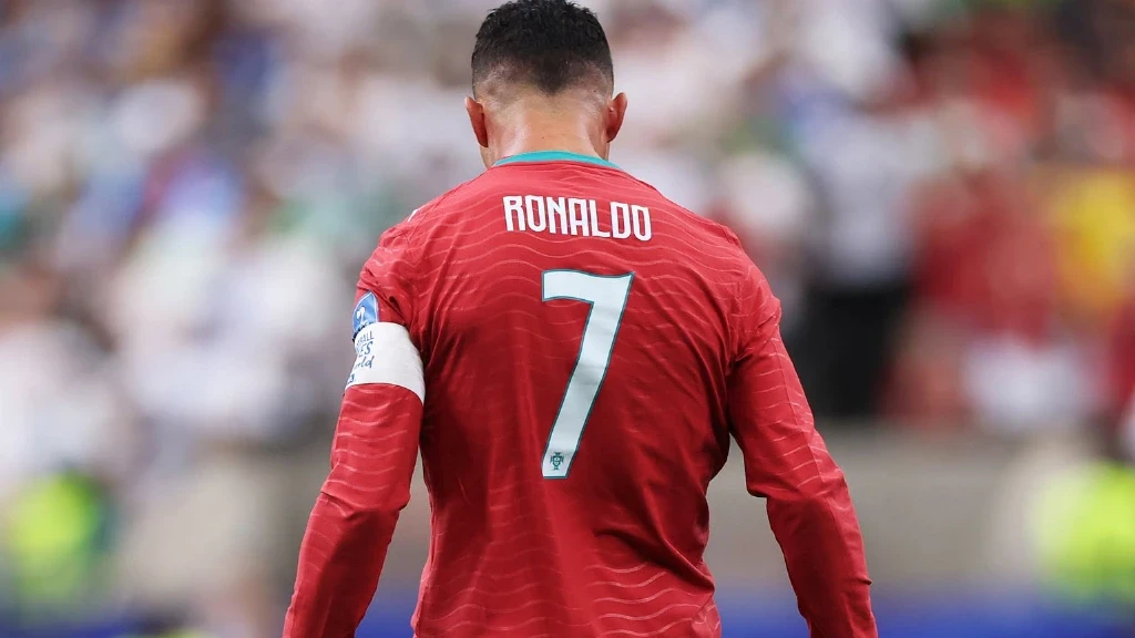 Portugal Golea a Uzbekistán 5-0: Doblete de Cristiano Ronaldo y Récord Goleador en 6 Mundiales