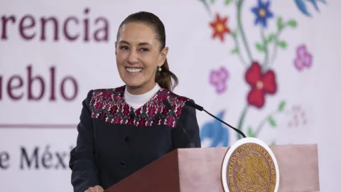 Sheinbaum Impulsa Debate Nacional sobre IA y Tiempo de Pantallas en Jóvenes