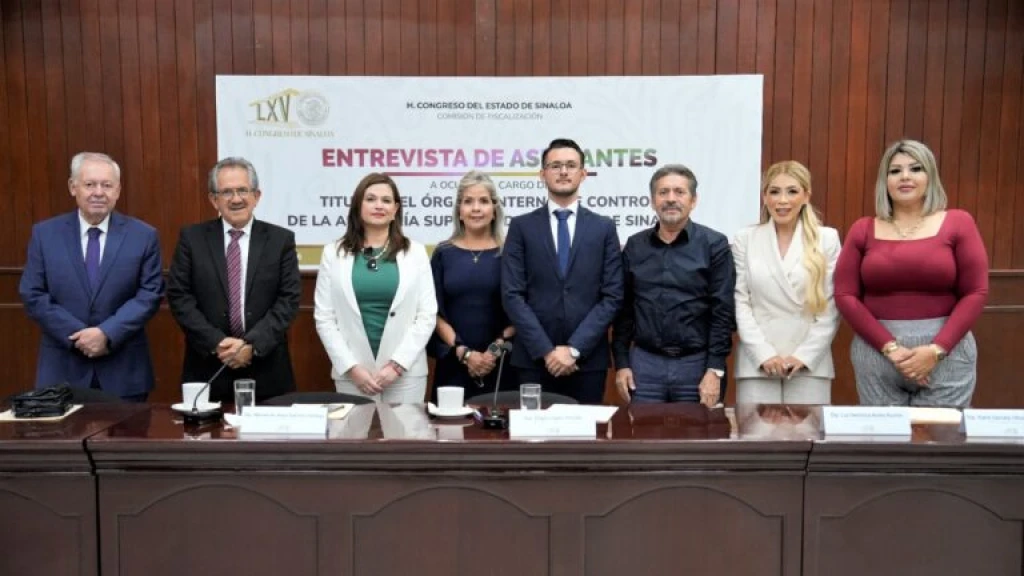 Comparecen ante Comisión de Fiscalización aspirantes a ser titular del OIC de ASE