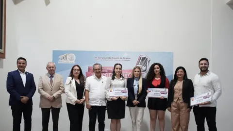 Rubí Guadalupe Osuna gana la etapa estatal del Concurso de Oratoria Juan Escutia y representará a Sinaloa a nivel nacional