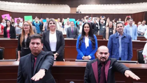Rinden protesta Jesús Askanio Salomón Sainz y Gregorio Bojórquez Estrada como diputados suplentes de la 65 Legislatura