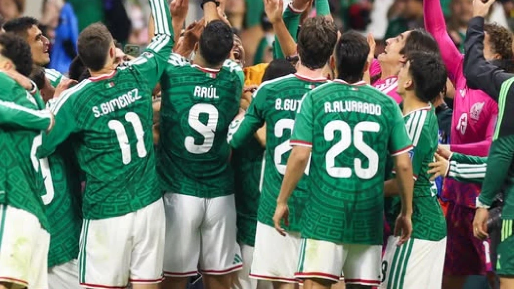 Aquí No Es Así: Caifanes se Vuelve Himno Mundialista de México Ante Inglaterra