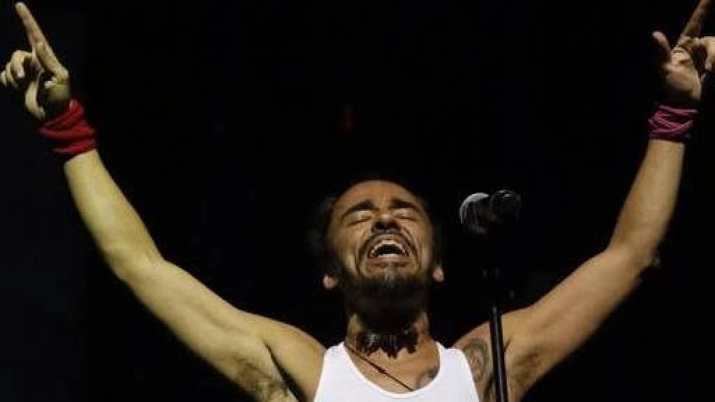 Rubén Albarrán de Café Tacvba Cuestiona Euforia Mundialista ante Crisis Social