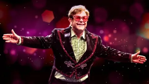 Elton John Confirma Regreso a México con Dos Conciertos de Despedida