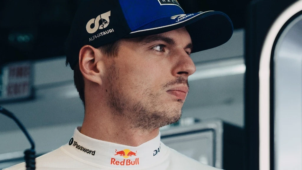 Terremoto en la F1: Abandono de Verstappen en Silverstone Dispara Rumores de Acercamiento con McLaren; ¿Fin de la Era Red Bull?