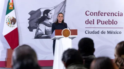 Presidenta llama a los mexicanos a sumarse al rechazo a la violación de derechos humanos de connacionales en EE. UU.