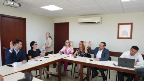 Comisión de Puntos Constitucionales aprueba dos retiros de magistradas del STJ