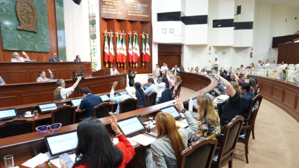 Congreso fortalece el Código Penal para combatir delitos cibernéticos y proteger la privacidad de las víctimas