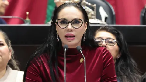 Diputada Impulsa Ley para Sancionar con CÁRCEL las Amenazas Digitales en México