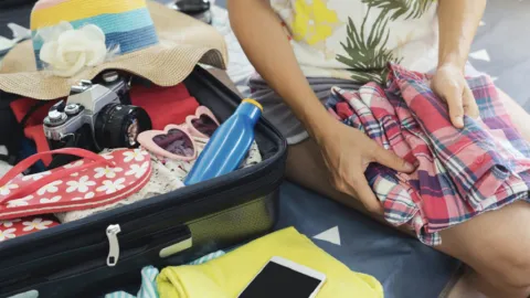 Vacaciones de Verano: Profeco Lanza Guía para Proteger tu Bolsillo y Disfrutar al Máximo sin Gastos Extra