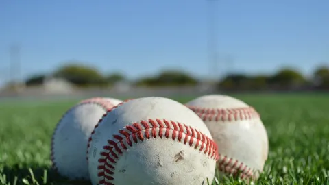 MLB Prohíbe IA en iPads de Banquillo: Un Tercio de Equipos Usaba Estrategias Automatizadas en Tiempo Real