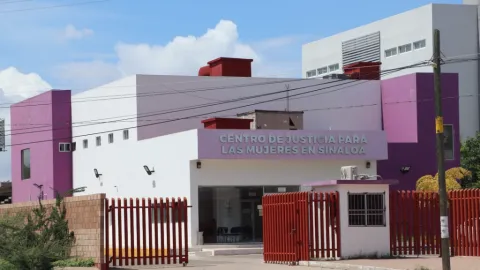 Los Centros de Justicia para las Mujeres en Sinaloa mantienen atención durante el periodo vacacional de verano