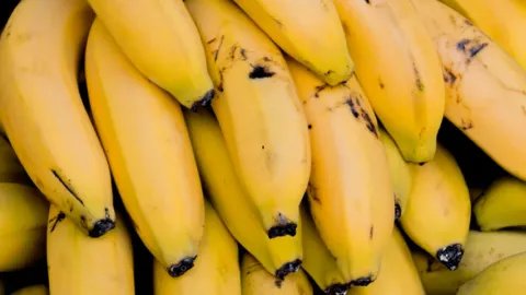 Profeco Revela: ¿Dónde Comprar Plátanos y Manzanas Más Baratos? ¡Ahorra en Tu Canasta Básica!