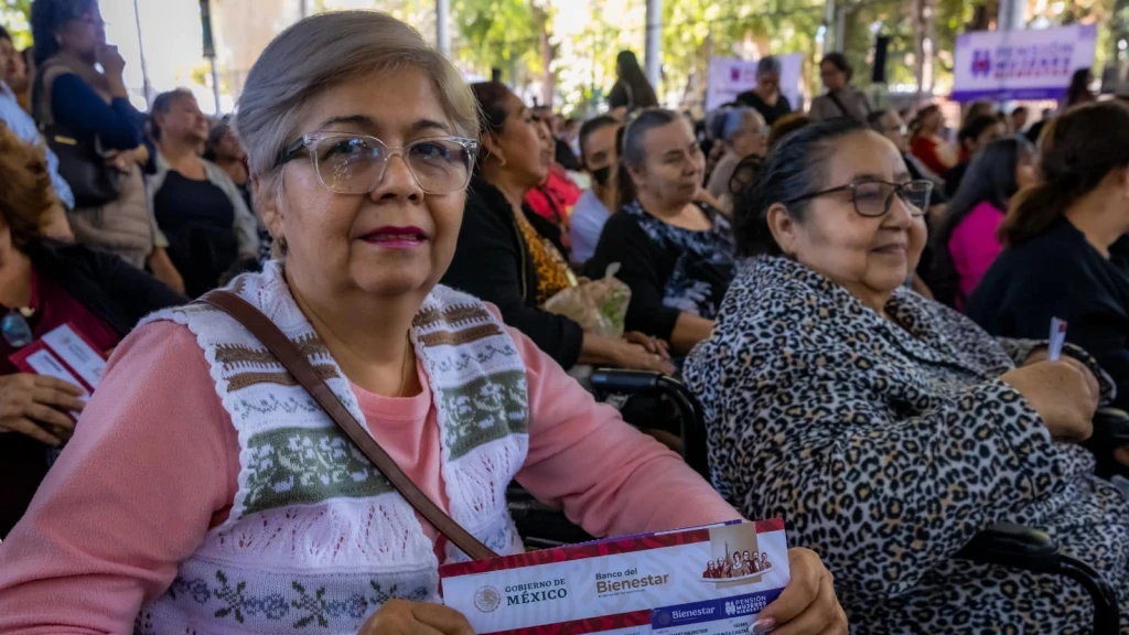 ¡Alerta Bienestar! Desmienten bonos falsos y confirman pago de pensiones a apellidos con 'R' este 23 y 24 de julio de 2026