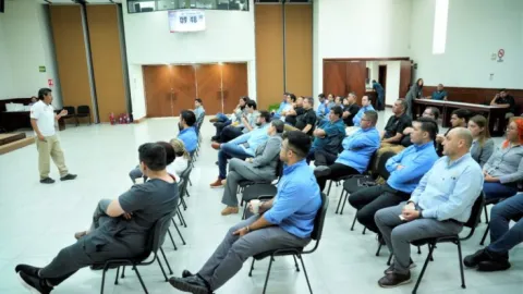 Con simulacro, clausuran taller de prevención y combate de incendios en el Congreso del Estado