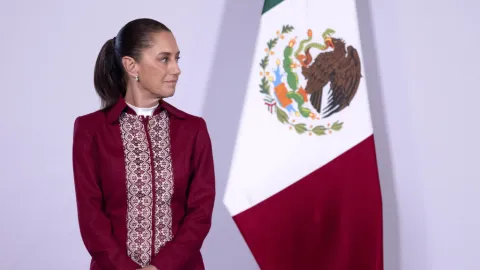 Presidenta Sheinbaum Responde a Trump por Mapa de Norteamérica: 'México No Es Ni Será Colonia'